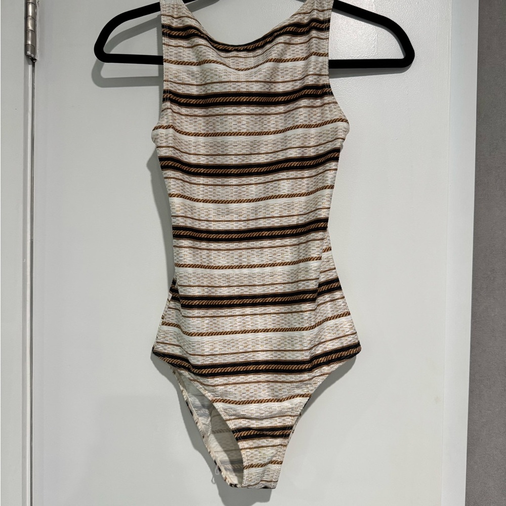 Stylish one piece from Cia Maritma